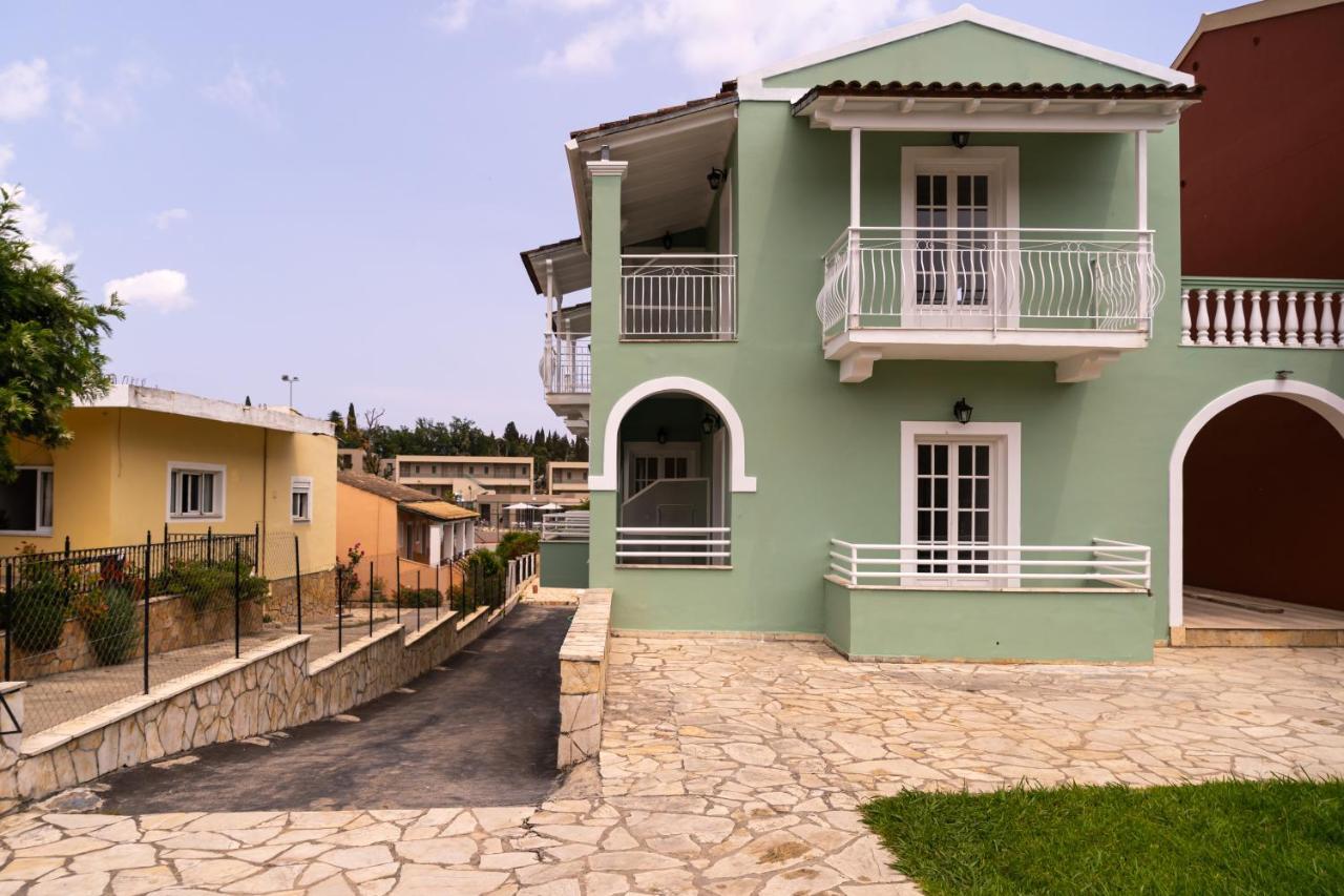 Spiros Athinaios Apartment'S Dassia  Exteriör bild