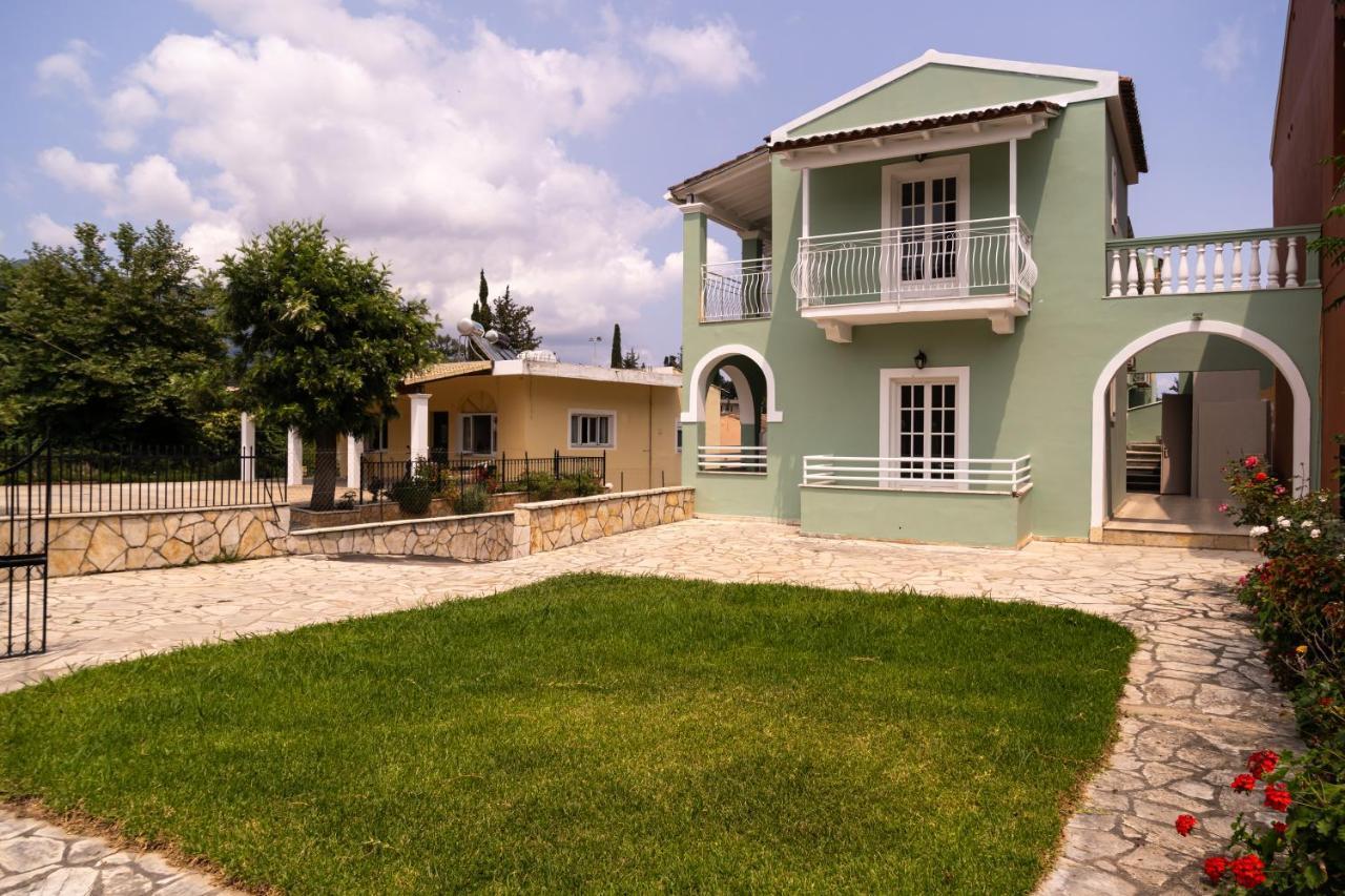 Spiros Athinaios Apartment'S Dassia  Exteriör bild